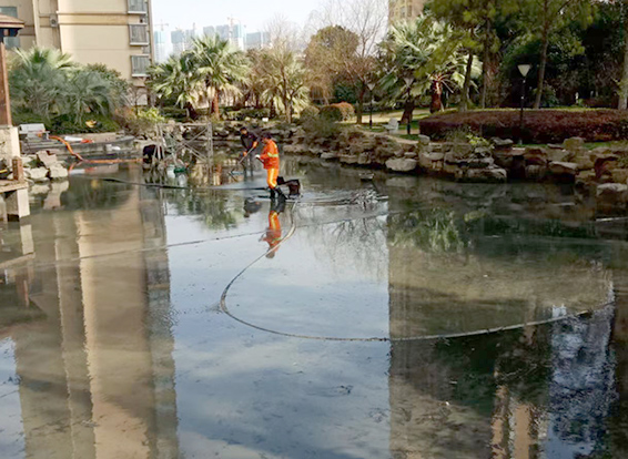 平江景观池淤泥清理